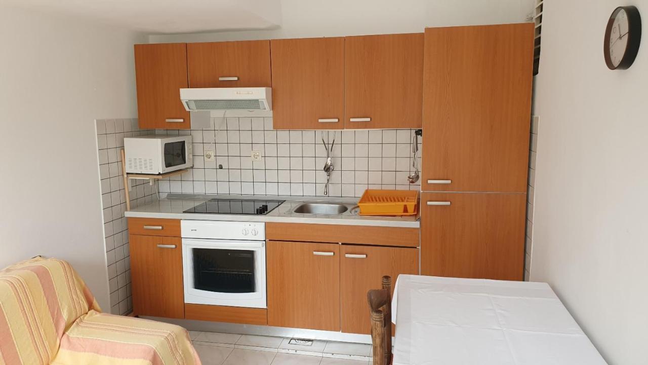 Apartments Dora Banjol ภายนอก รูปภาพ