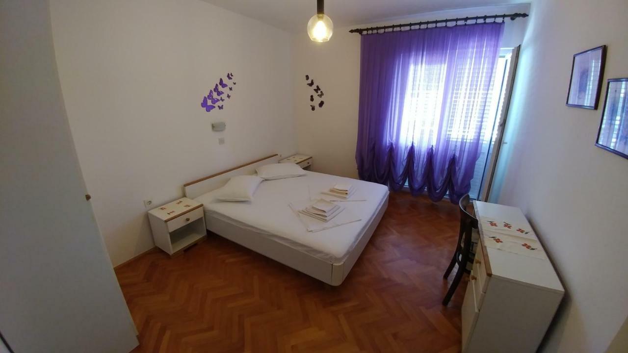 Apartments Dora Banjol ภายนอก รูปภาพ